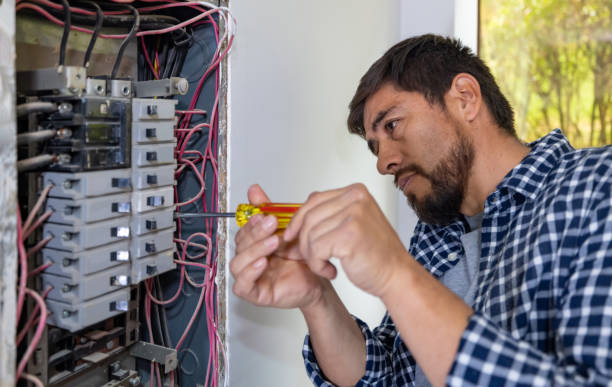 Best Affordable Emergency Electrician  in Bolindale, OH